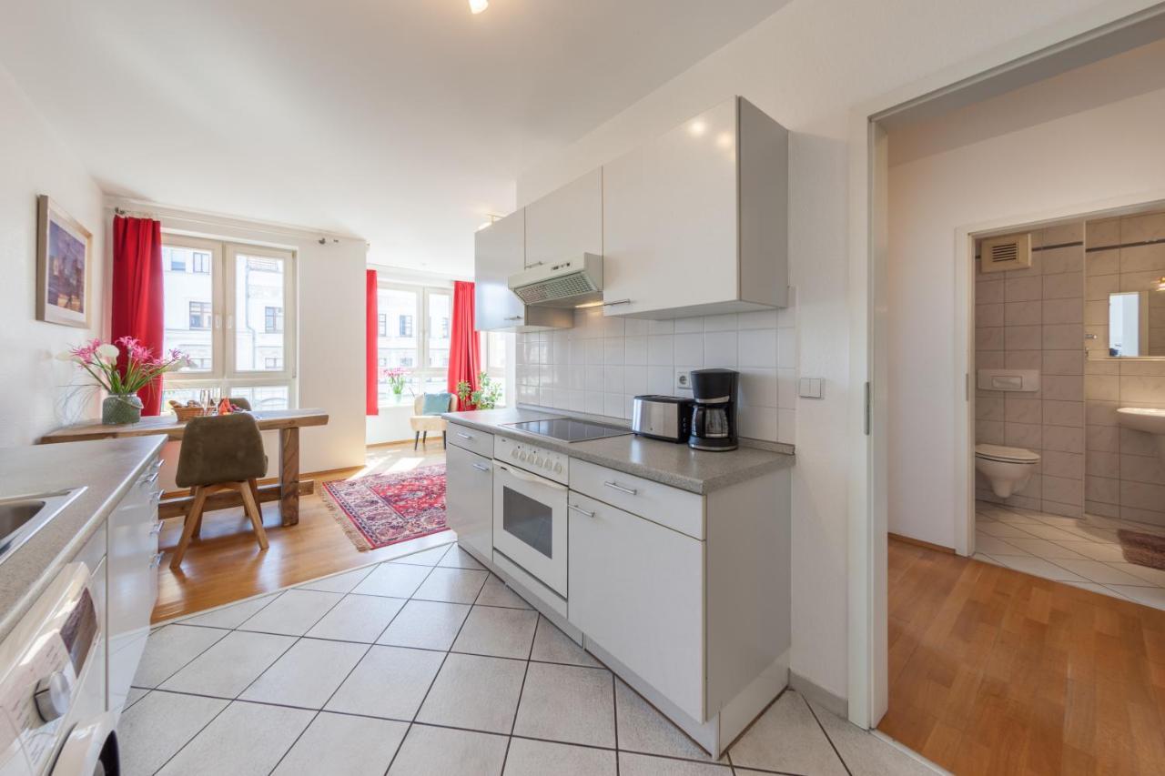 Schoenes Studio In Downtown Mitte Mit Balkon Берлін Екстер'єр фото