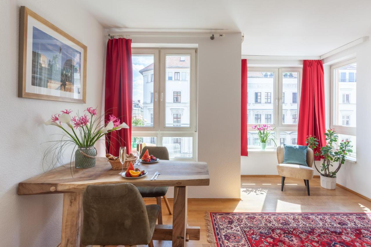 Schoenes Studio In Downtown Mitte Mit Balkon Берлін Екстер'єр фото